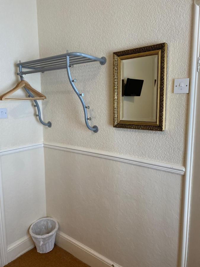 The Laurels Hotel Blackpool Bagian luar foto