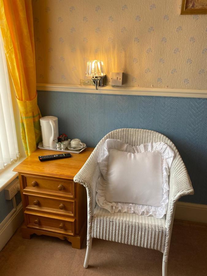 The Laurels Hotel Blackpool Bagian luar foto