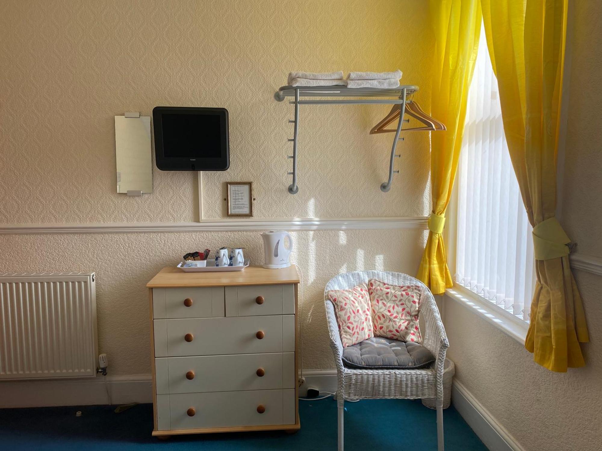 The Laurels Hotel Blackpool Bagian luar foto